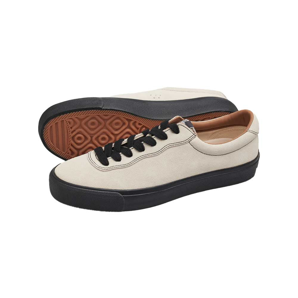 VM001 lo Suede (White/Black/Black)