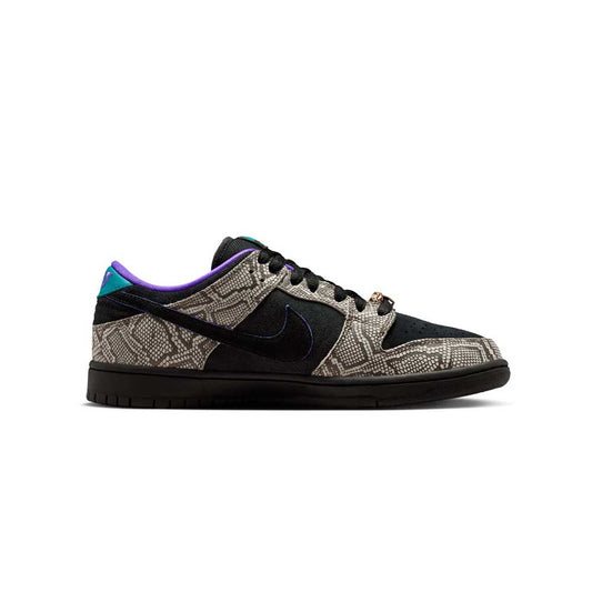 SB Dunk Low Pro (Copperhead Black)