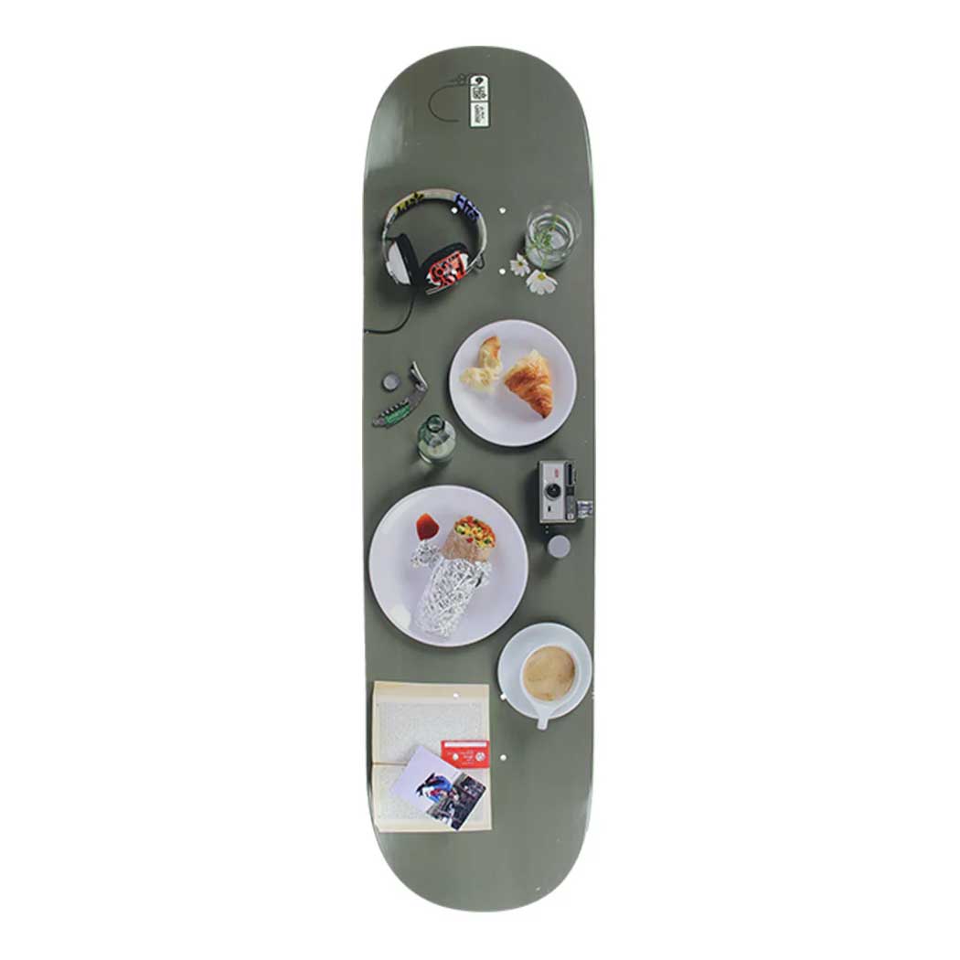 Suciu Place Setting Deck