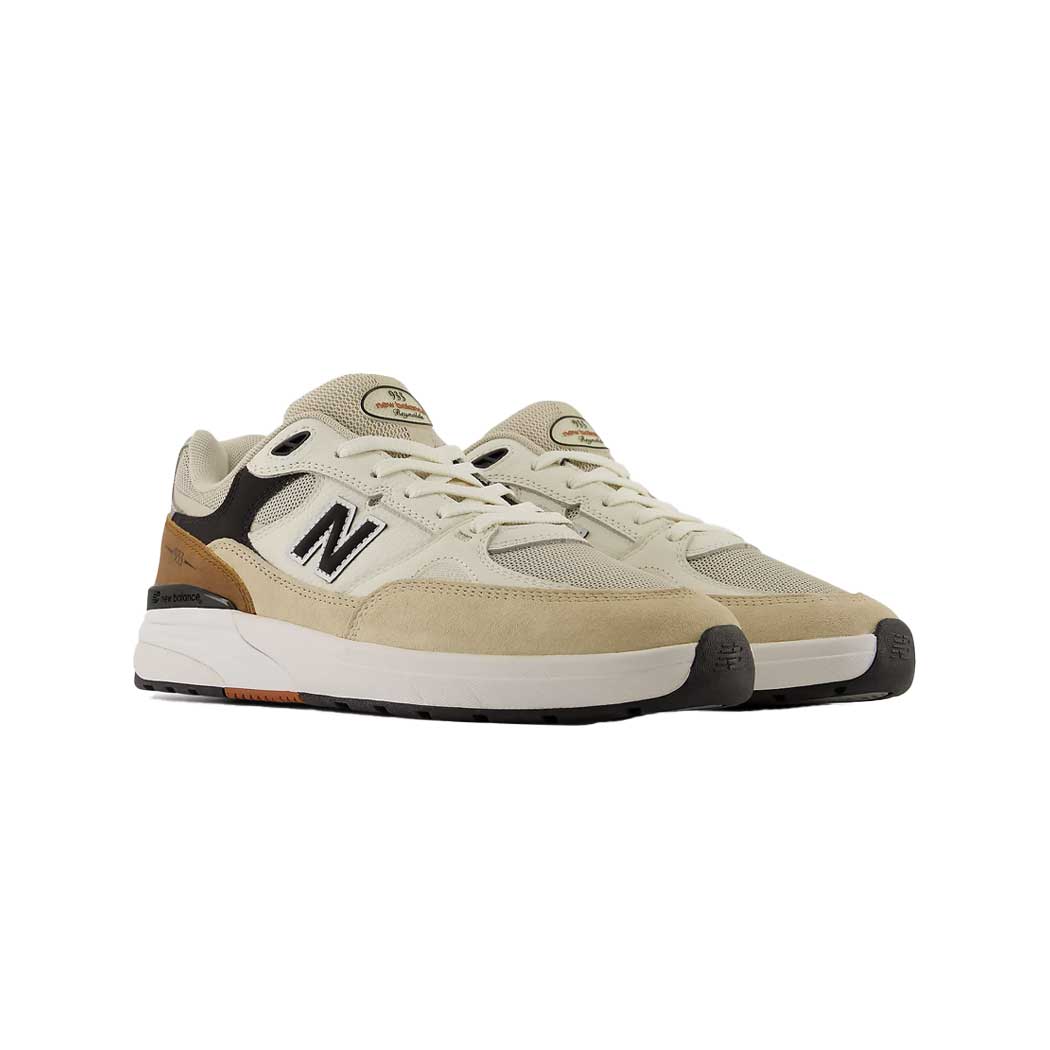 Numeric Andrew Reynolds 933 Wide (Brown/White)