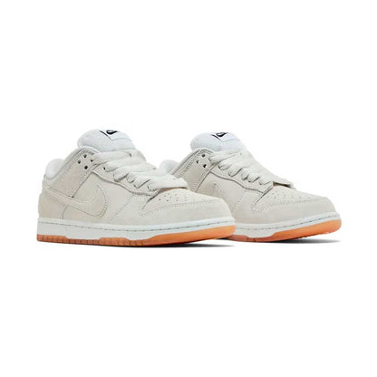 SB Dunk Low Pro B (Pale Ivory)