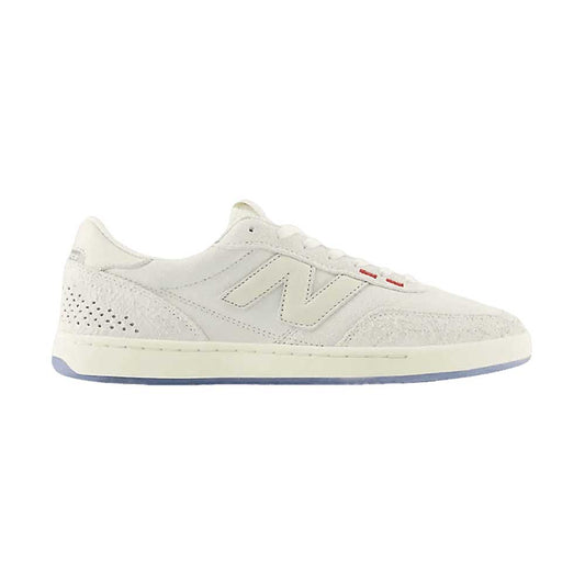 Numeric 440 v2 Challenger (White)